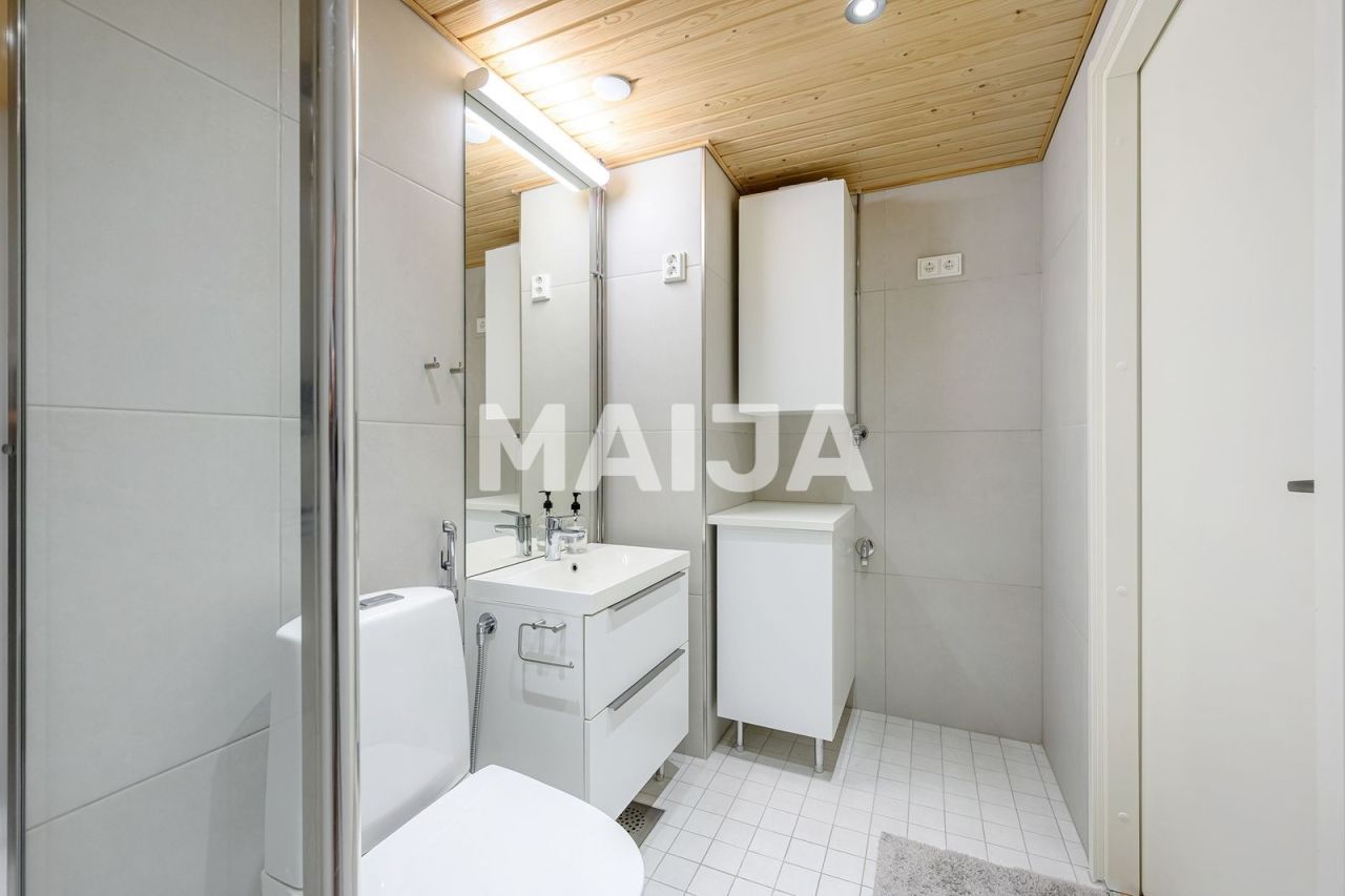 Apartment in Helsinki, Finland, 57 m² - picture 14