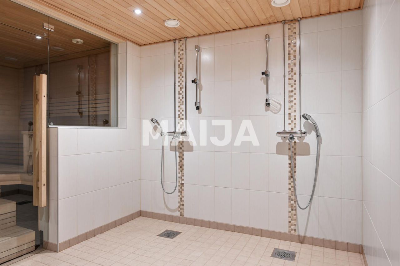 Apartment in Helsinki, Finland, 76 m² - picture 15