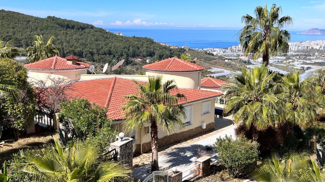 Villa en Alanya, Turquia, 200 m² - imagen 1