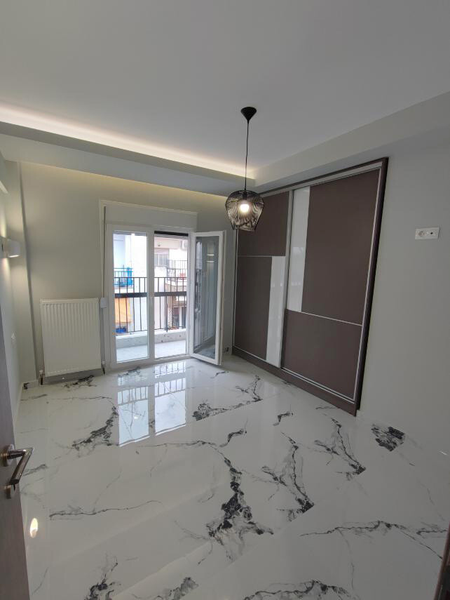 Flat in Thessaloniki, Greece, 92 m² - picture 15