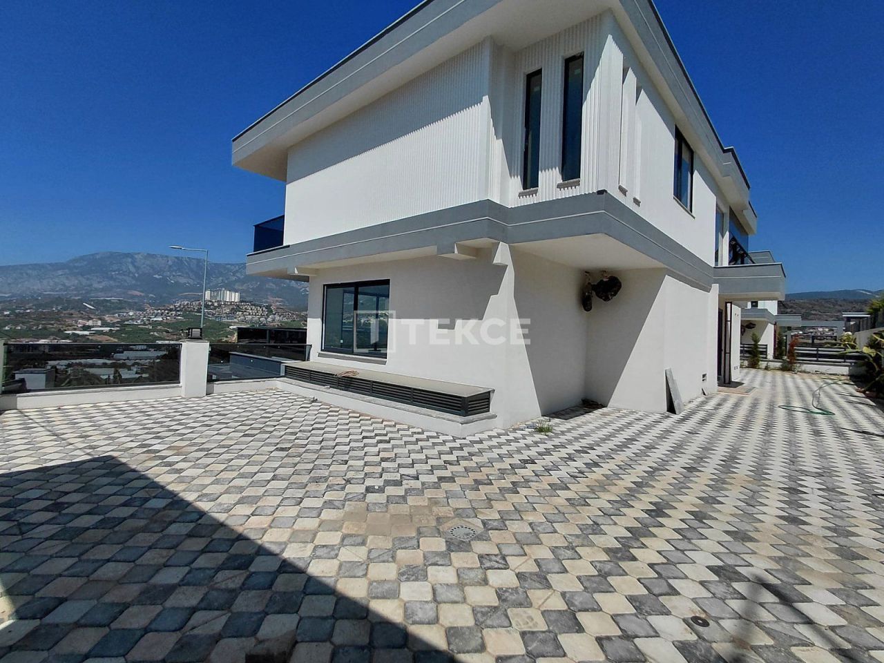 Villa à Alanya, Turquie, 677 m² - image 6