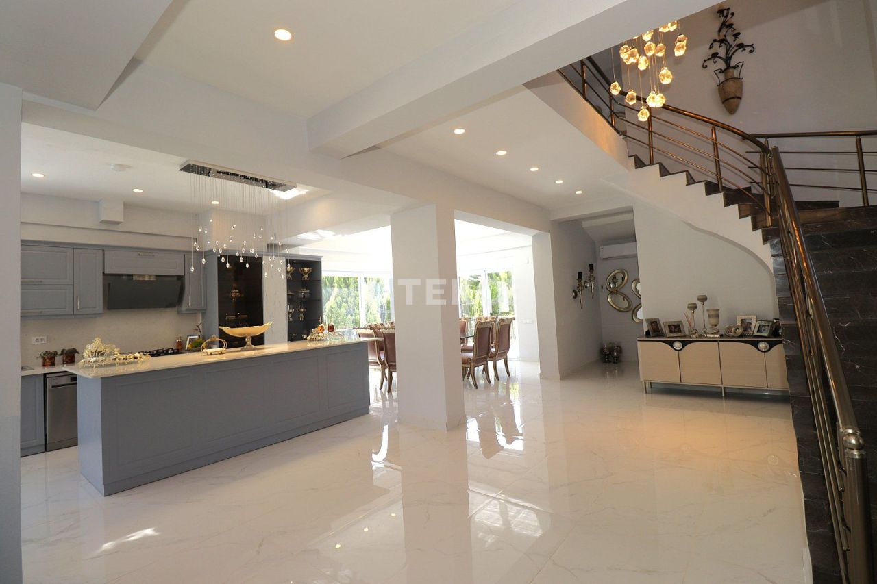 Villa in Antalya, Türkei, 314 m² - Foto 15