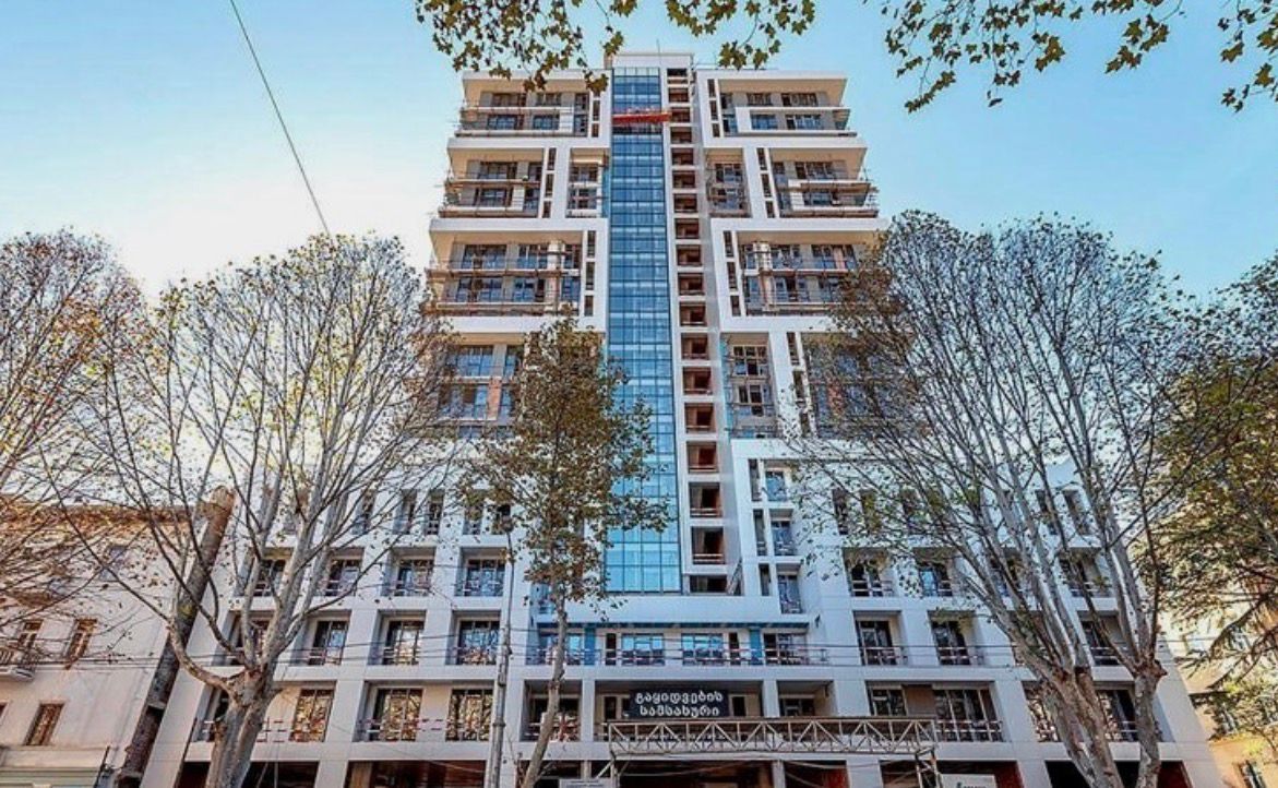 Flat in Tbilisi, Georgia, 293 m² - picture 1