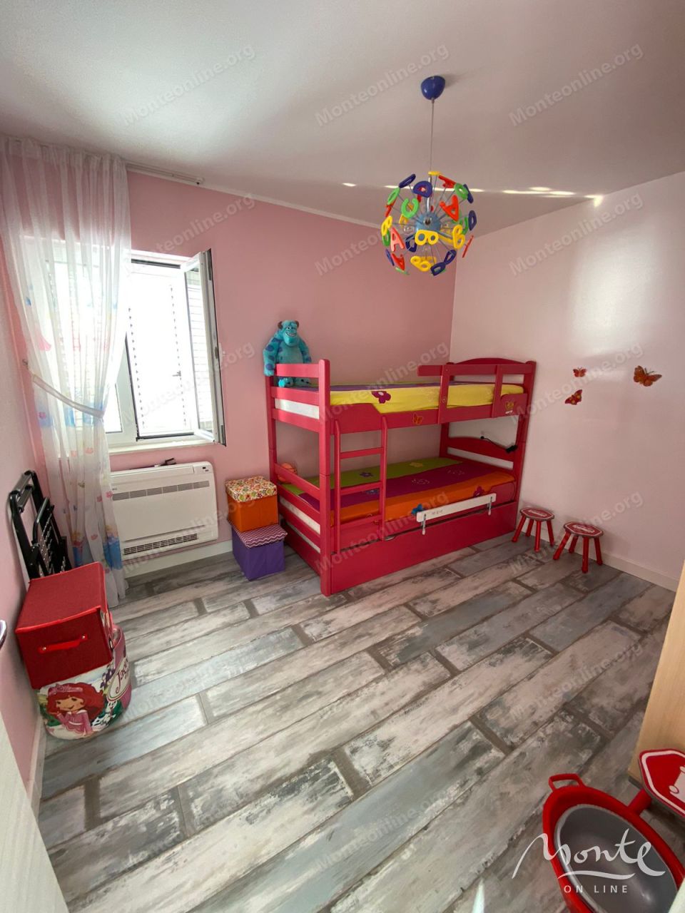 Appartamenti a Sveti Stefan, Montenegro, 98 m² - foto 16