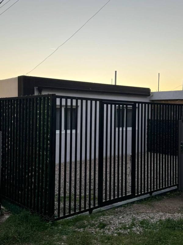 Haus in Sutomore, Montenegro, 95 m² - Foto 2