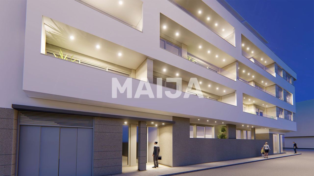 Apartment in Torrevieja, Spain, 55.87 m² - picture 4