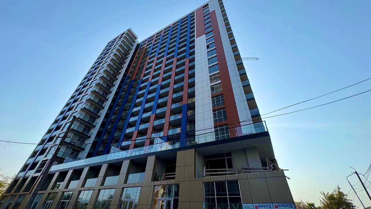 Appartement à Batoumi, Géorgie, 43 m² - image 1