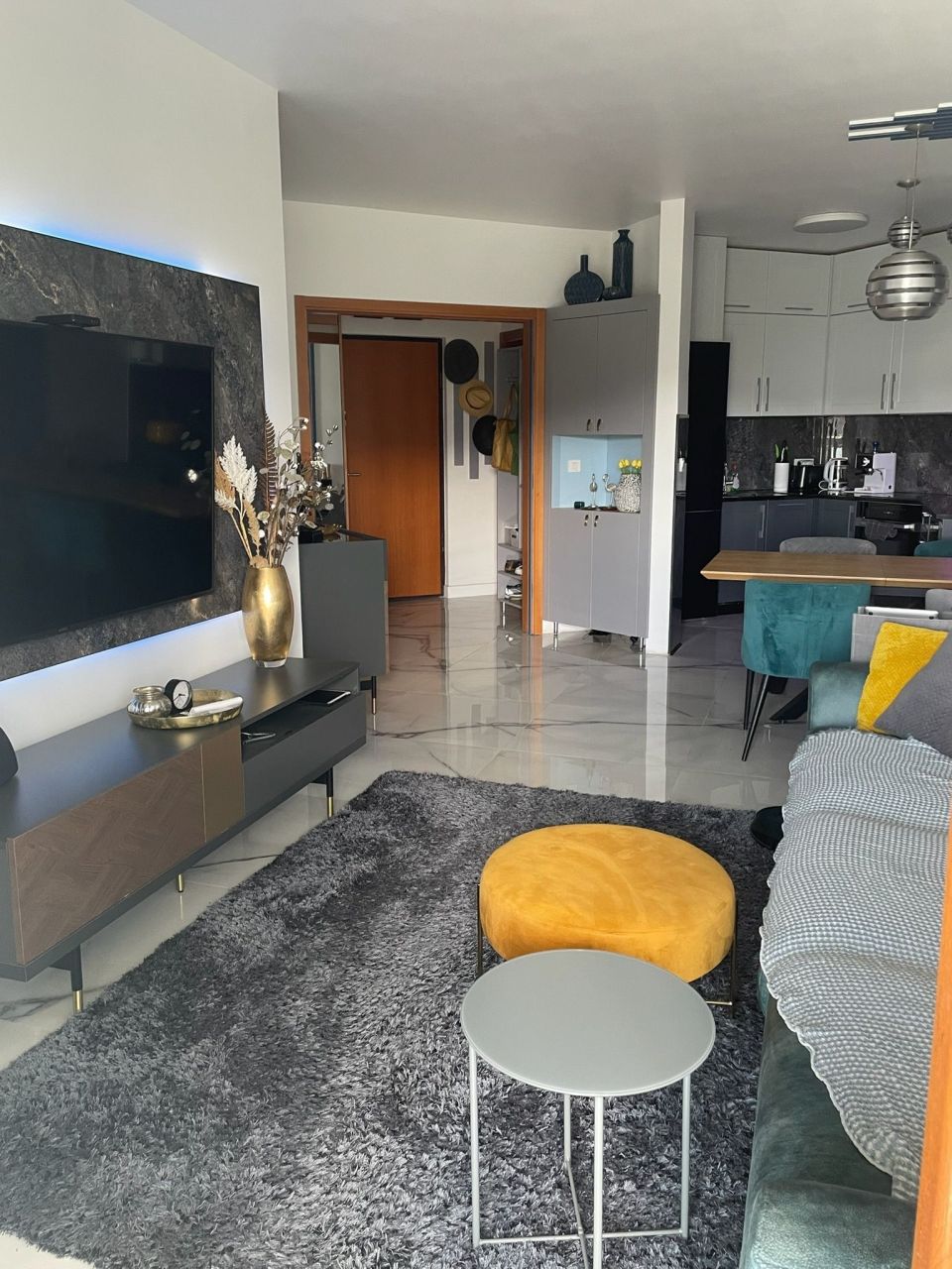 Flat in Bar, Montenegro, 86 m² - picture 16