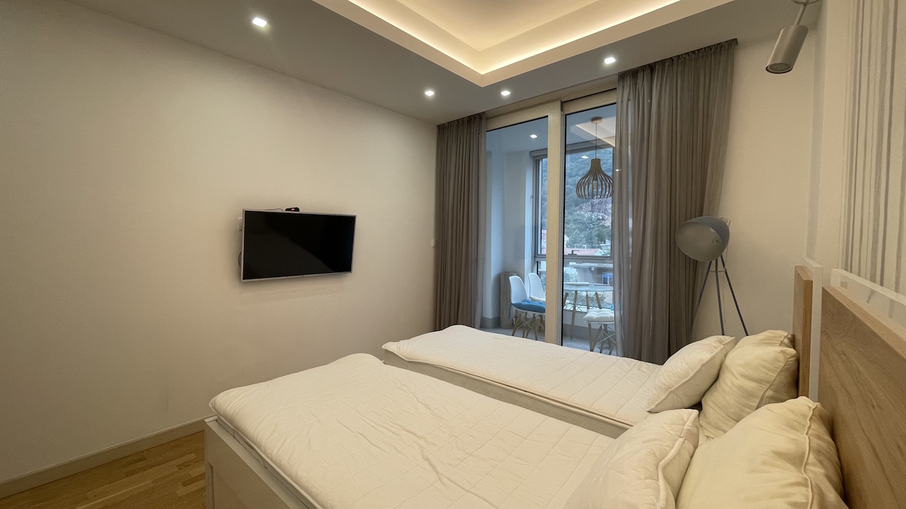 Flat in Budva, Montenegro, 90 m² - picture 5