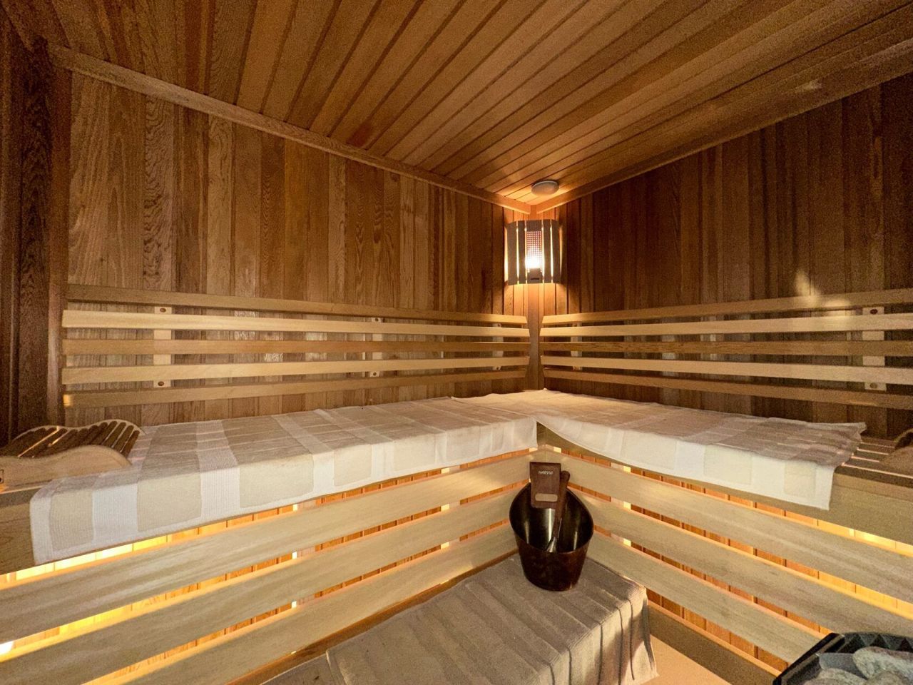 Ufficio a Budva, Montenegro, 72 m² - foto 11