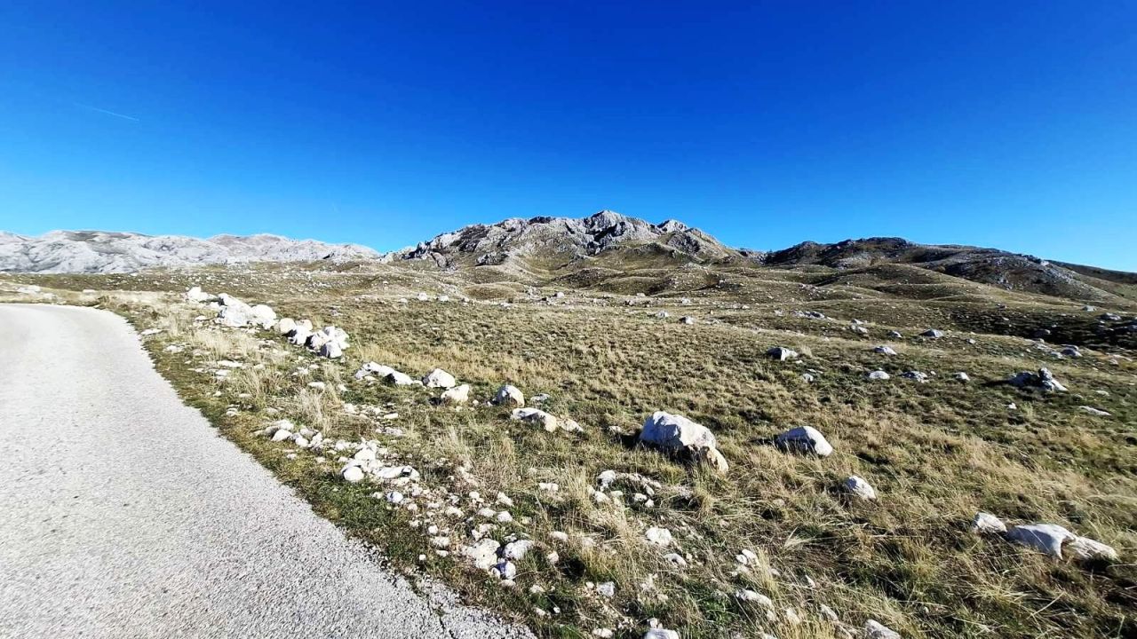 Terreno en Pluzine, Montenegro, 13 128 m² - imagen 9