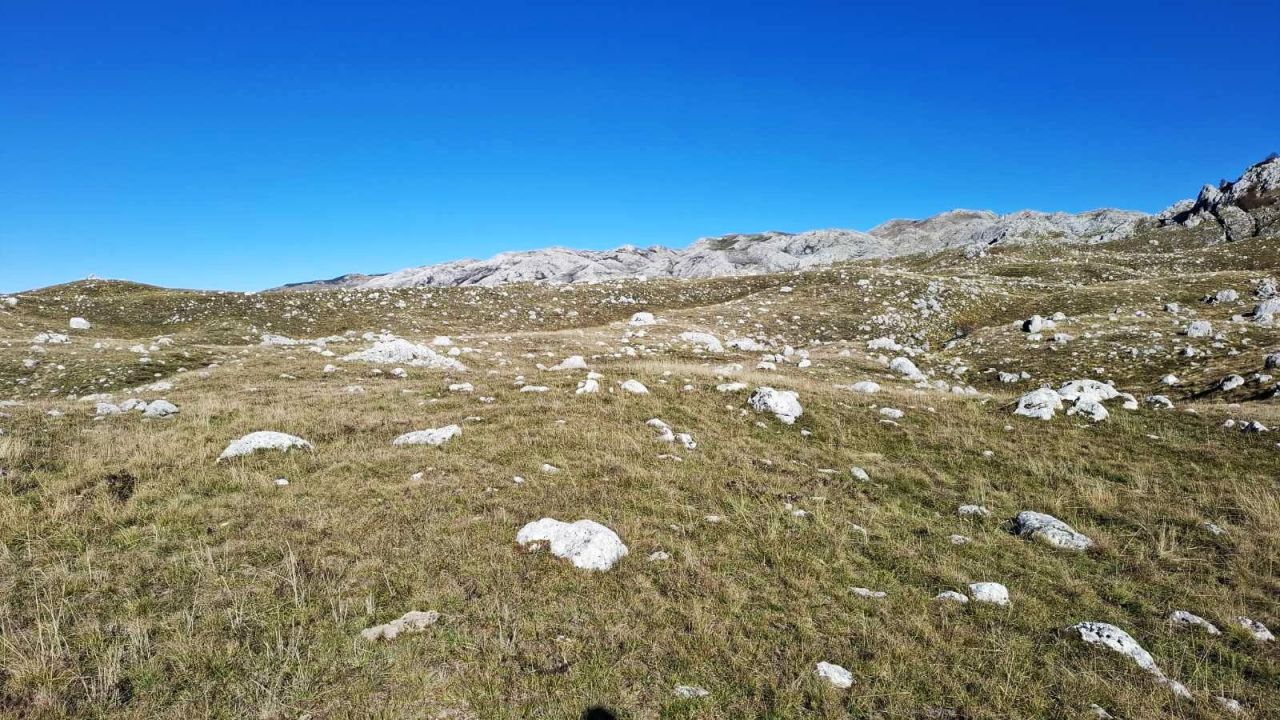 Terreno en Pluzine, Montenegro, 13 128 m² - imagen 10