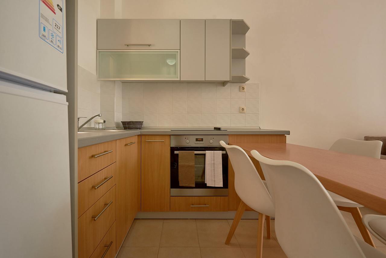 Flat in Petrovac, Montenegro, 60 m² - picture 17