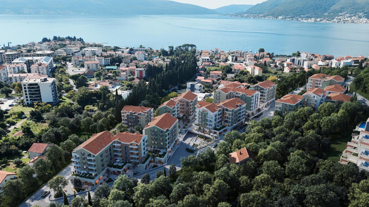 Piso en Tivat, Montenegro, 47 m² - imagen 1