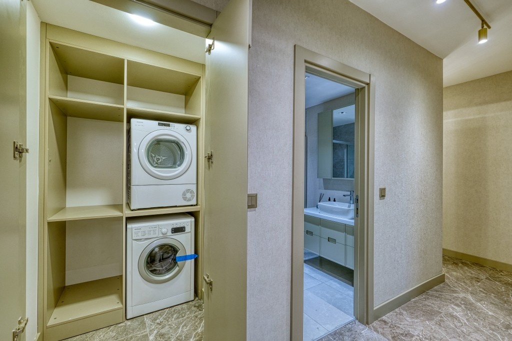 Flat in Istanbul, Turkey, 147 m² - picture 4