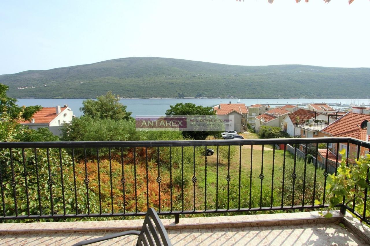 Apartamento en Denovici, Montenegro, 109 m² - imagen 1