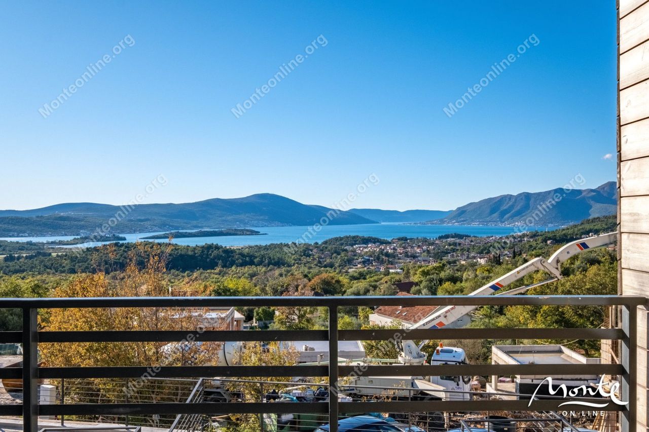 Villa a Kavac, Montenegro, 130 m² - foto 1