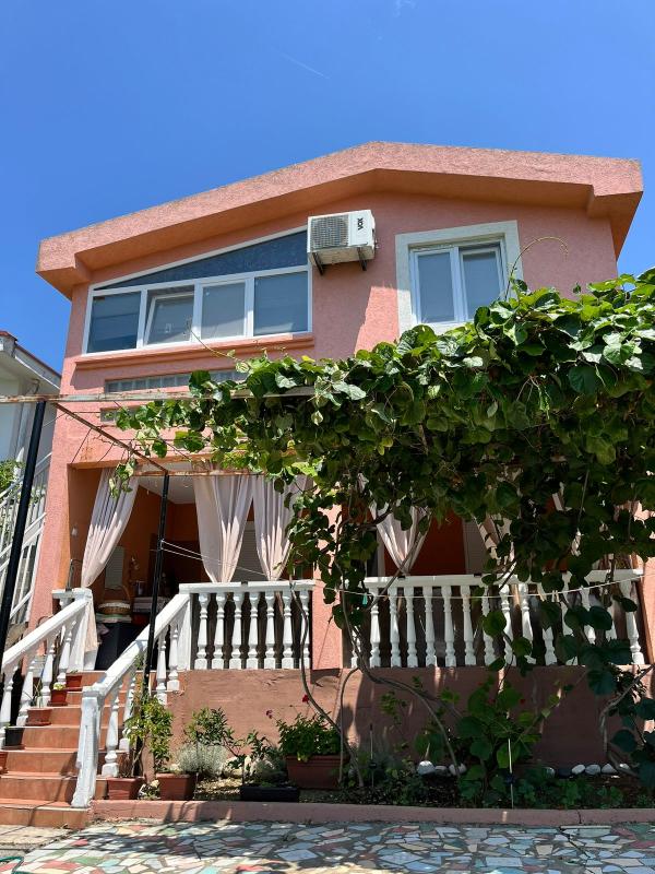 Casa a Sutomore, Montenegro, 92 m² - foto 1