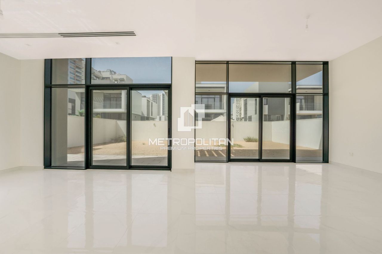 Villa in Dubai, VAE, 331 m² - Foto 2