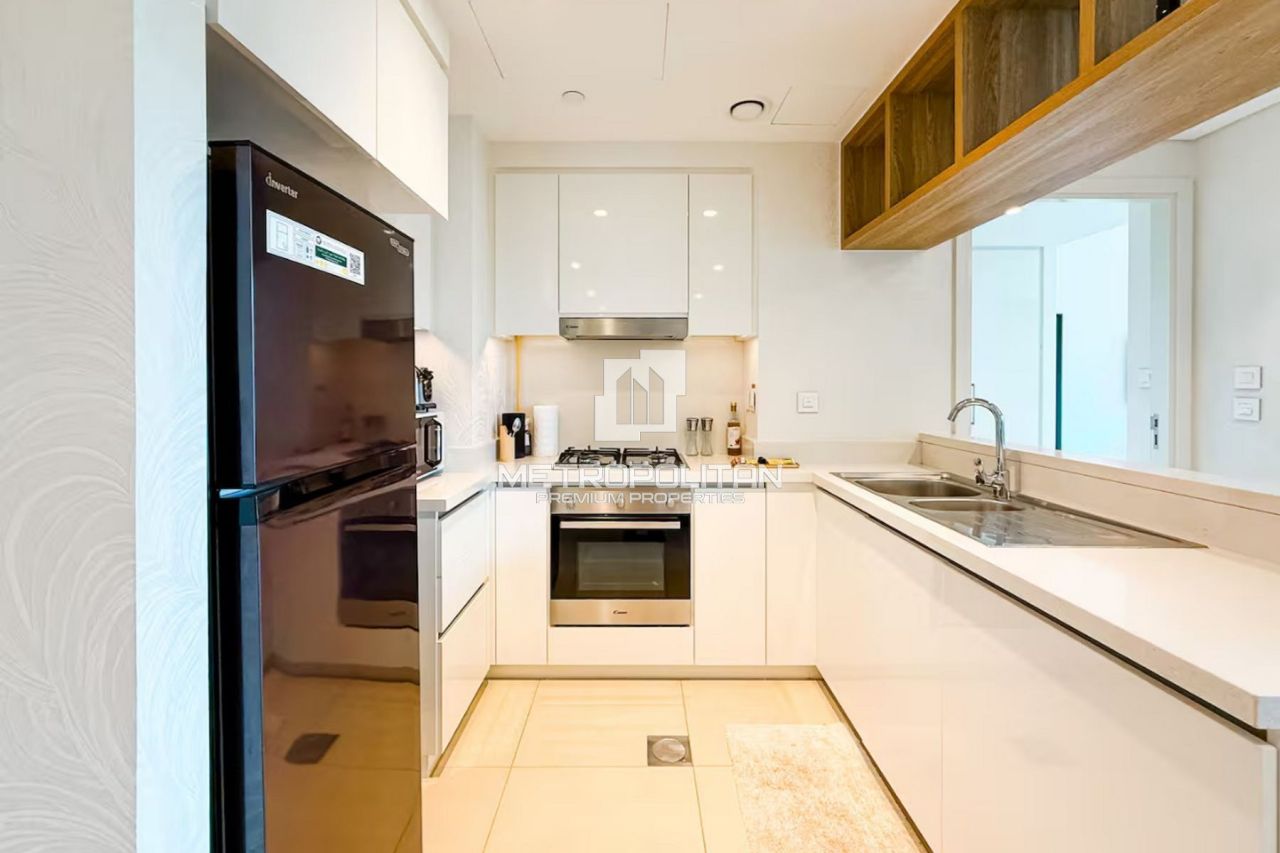 Apartment in Dubai, UAE, 102 m² - picture 3