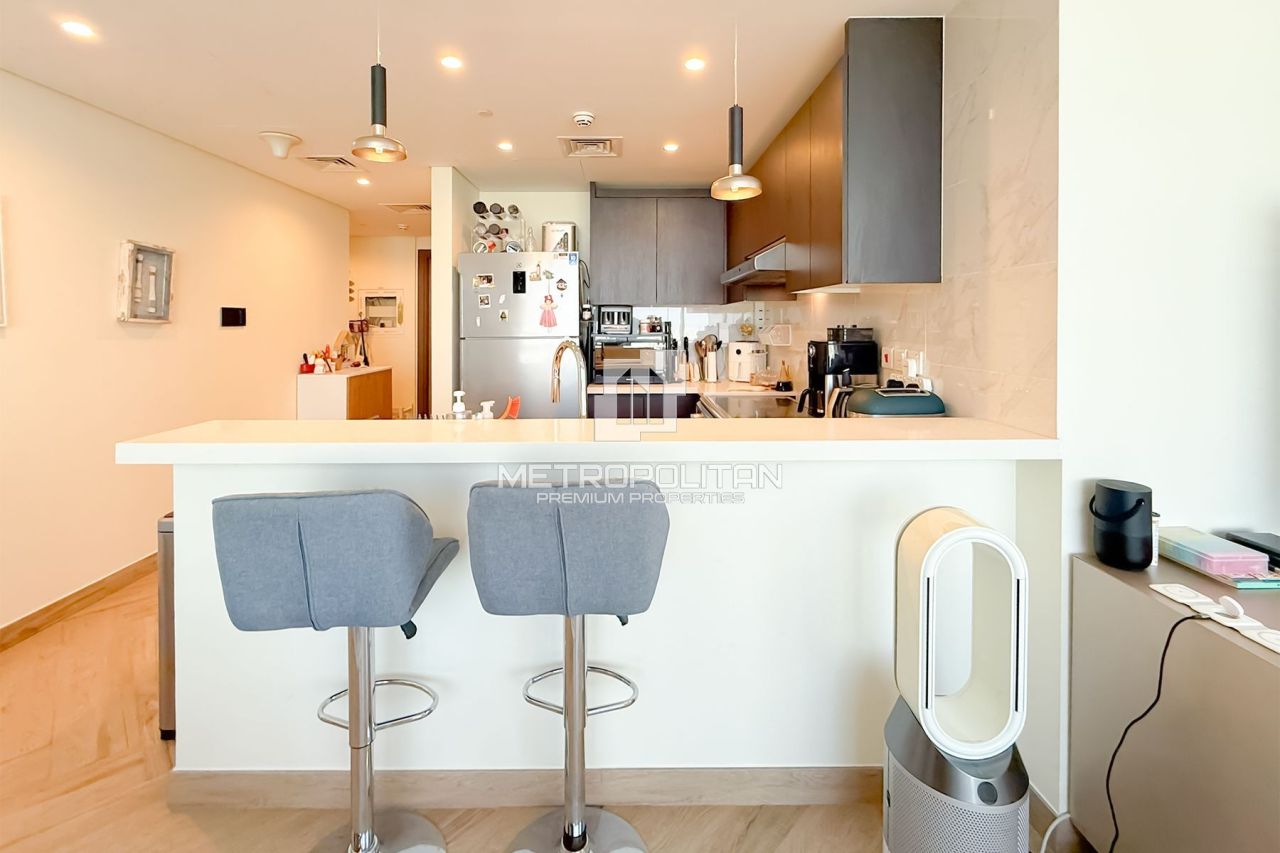 Apartment in Dubai, UAE, 130 m² - picture 3