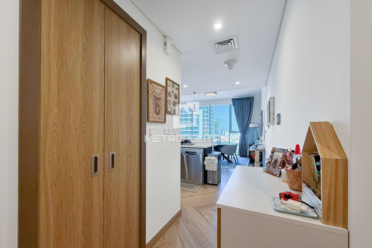 Apartment in Dubai, UAE, 130 m² - picture 6