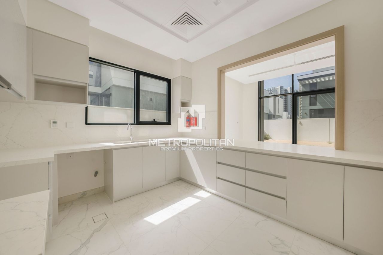 Villa in Dubai, VAE, 331 m² - Foto 8