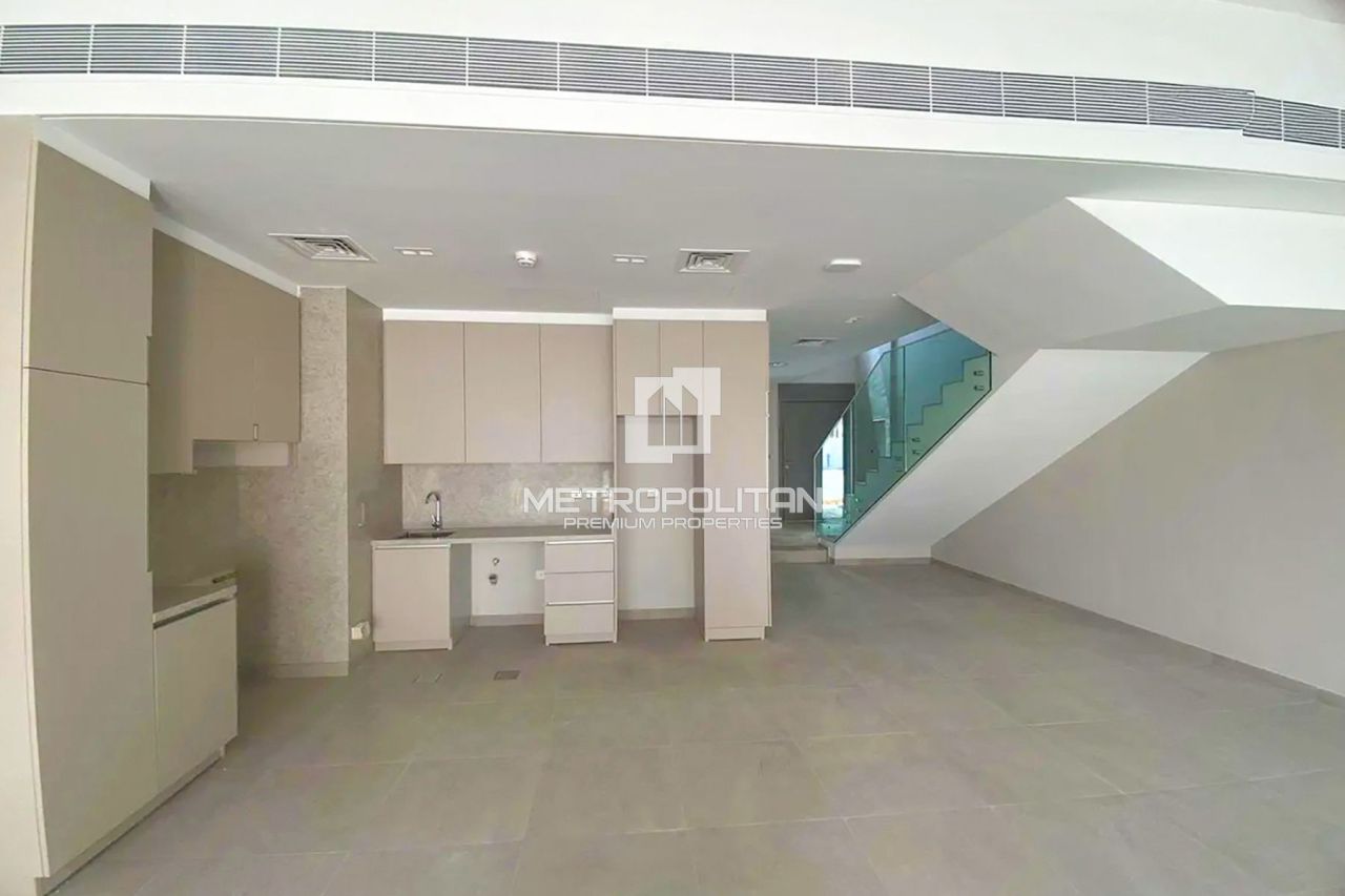 Townhouse in Dubai, UAE, 131 m² - picture 9