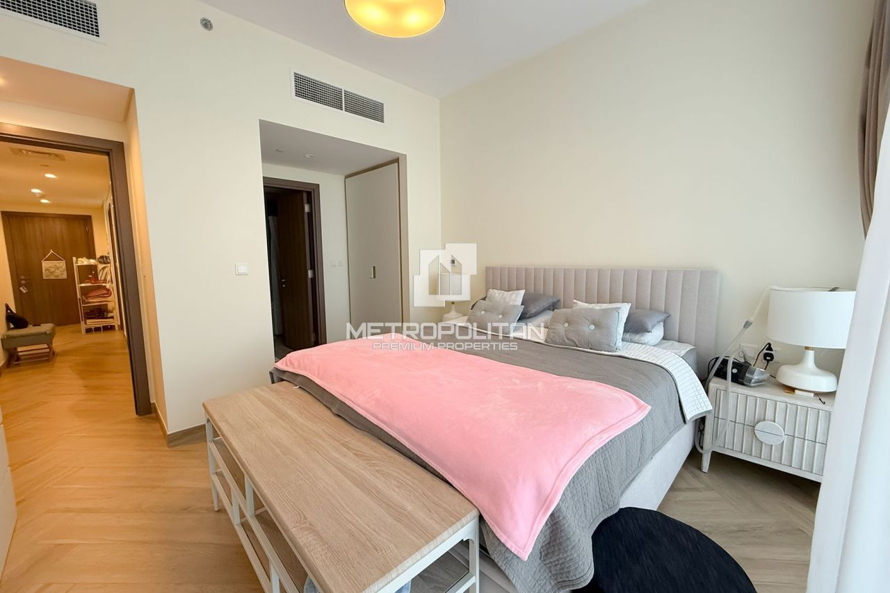 Apartment in Dubai, UAE, 130 m² - picture 13