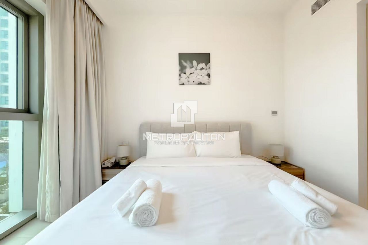 Apartment in Dubai, UAE, 102 m² - picture 15