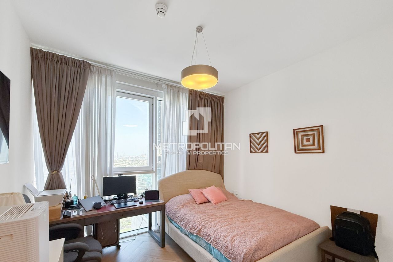 Apartment in Dubai, UAE, 130 m² - picture 17