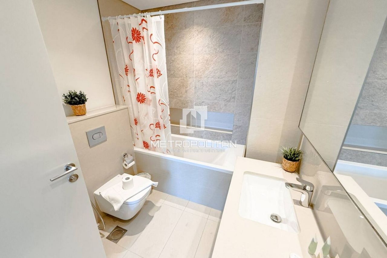 Apartment in Dubai, UAE, 102 m² - picture 19