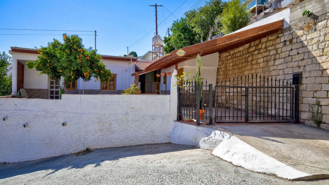 Bungalow in Limassol, Cyprus, 60 m² - picture 8