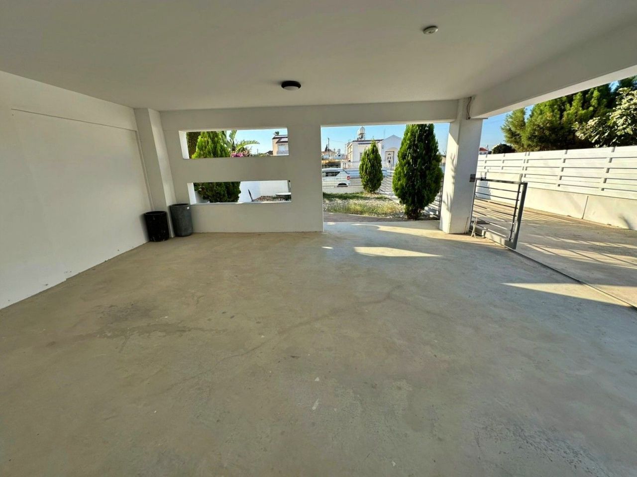 Villa en Lárnaca, Chipre, 141 m² - imagen 18