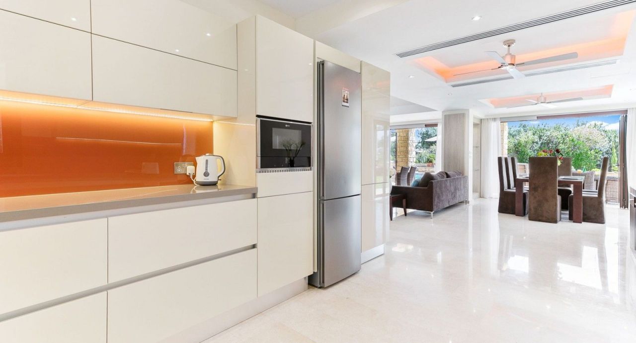 Villa a Paphos, Cipro, 307 m² - foto 19