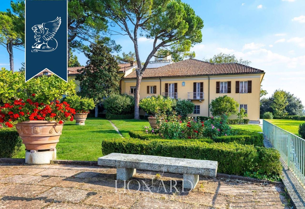 Villa in Acqui Terme, Italy, 6 138 m² - picture 2