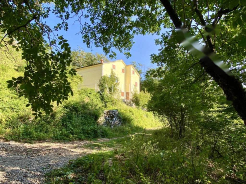 House in Opatija, Croatia, 425 m² - picture 1