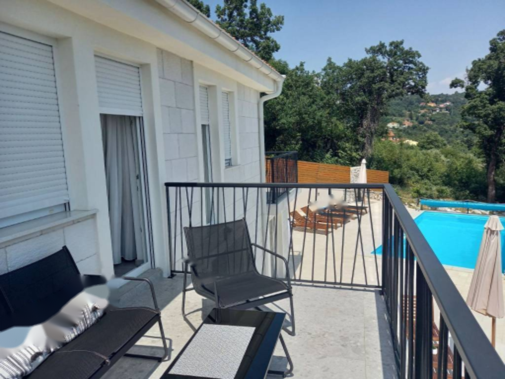 House in Opatija, Croatia, 200 m² - picture 1