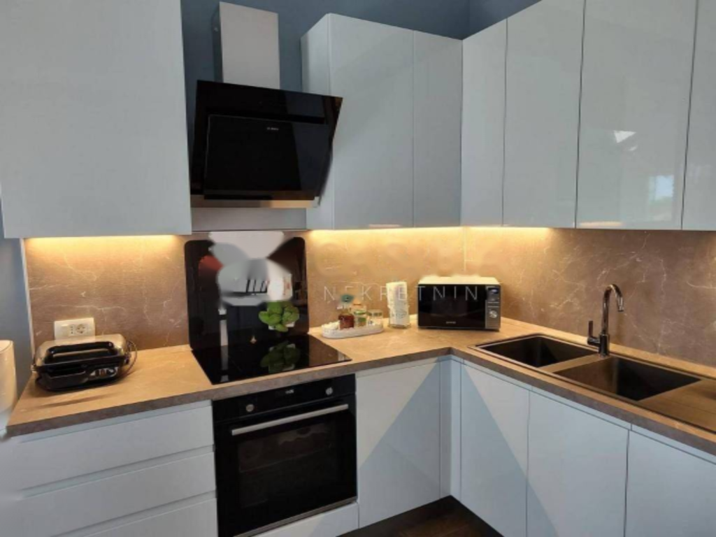 Piso en Opatija, Croacia, 117 m² - imagen 2