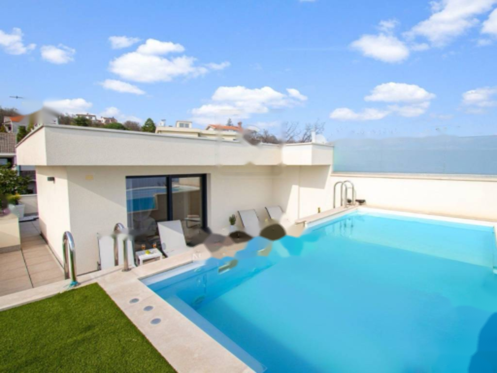 Casa a Opatija, Croazia, 250 m² - foto 2