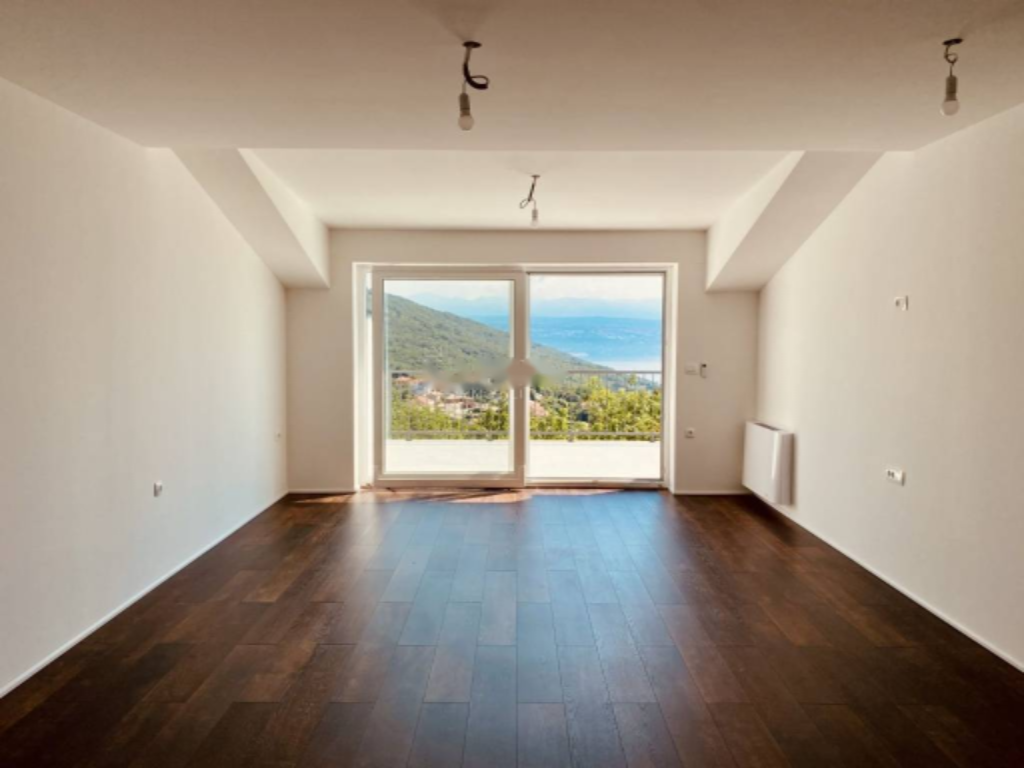 Flat in Opatija, Croatia, 111 m² - picture 3