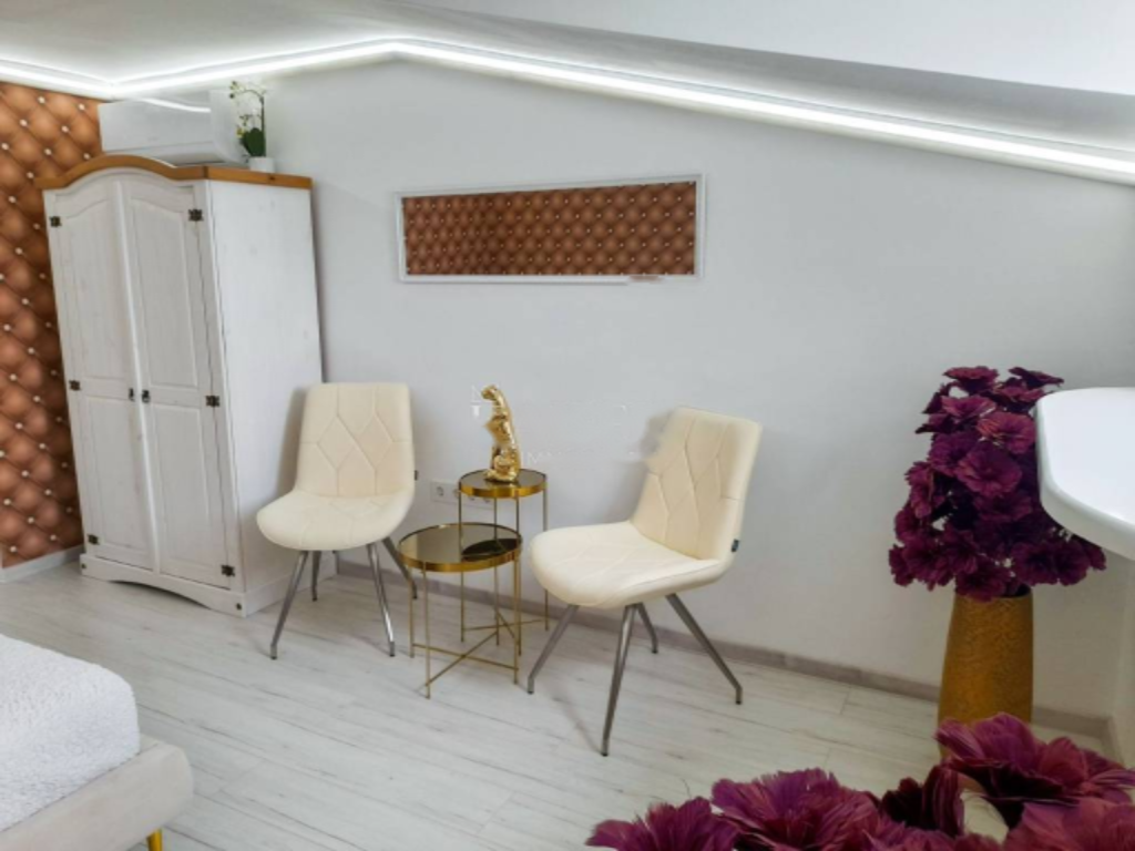 Flat in Opatija, Croatia, 69 m² - picture 4