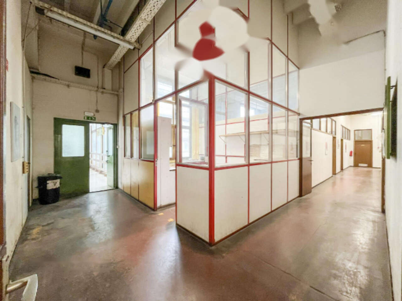 Ufficio a Lubiana, Slovenia, 1 500 m² - foto 5