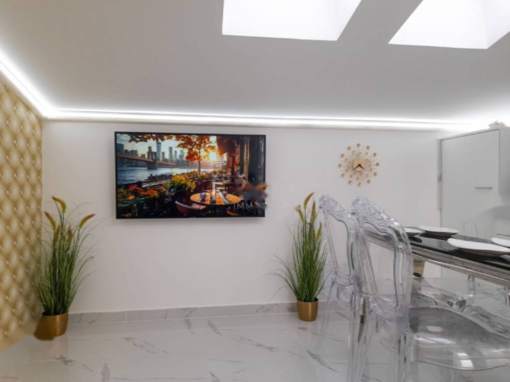 Flat in Opatija, Croatia, 69 m² - picture 9