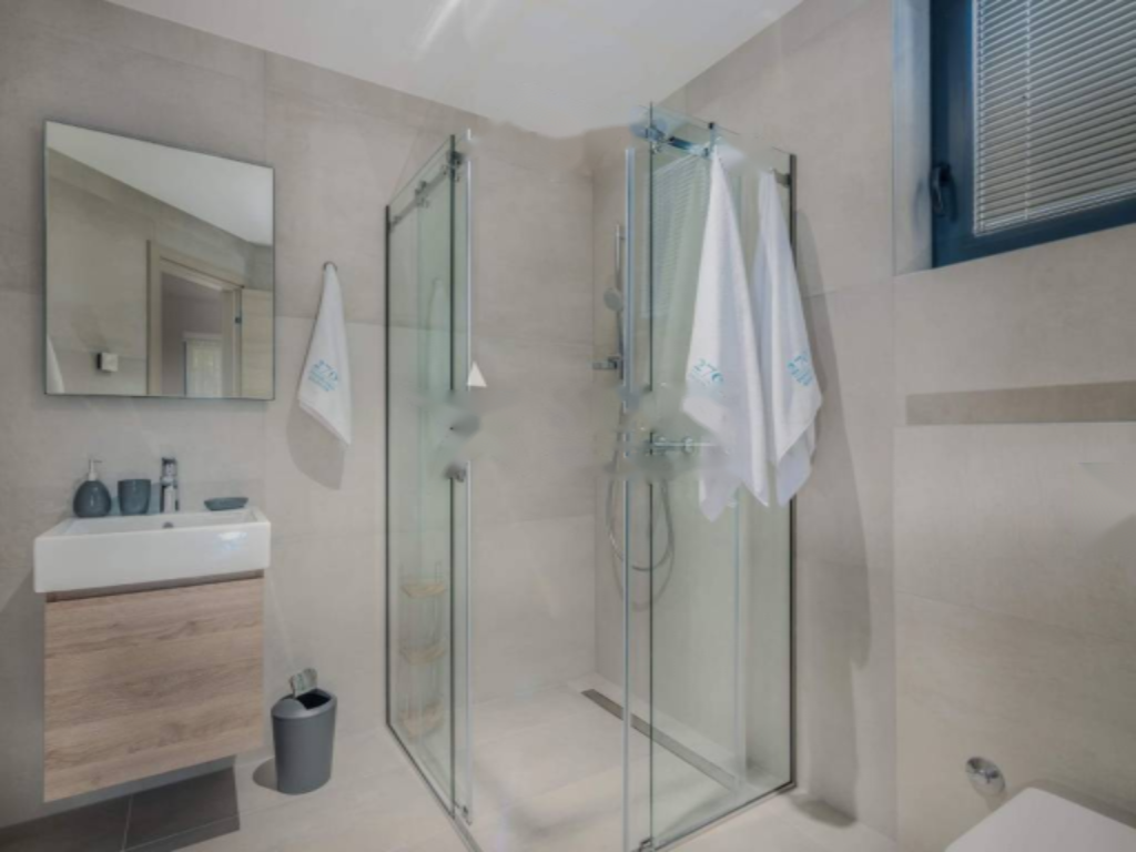 Flat in Opatija, Croatia, 264 m² - picture 12