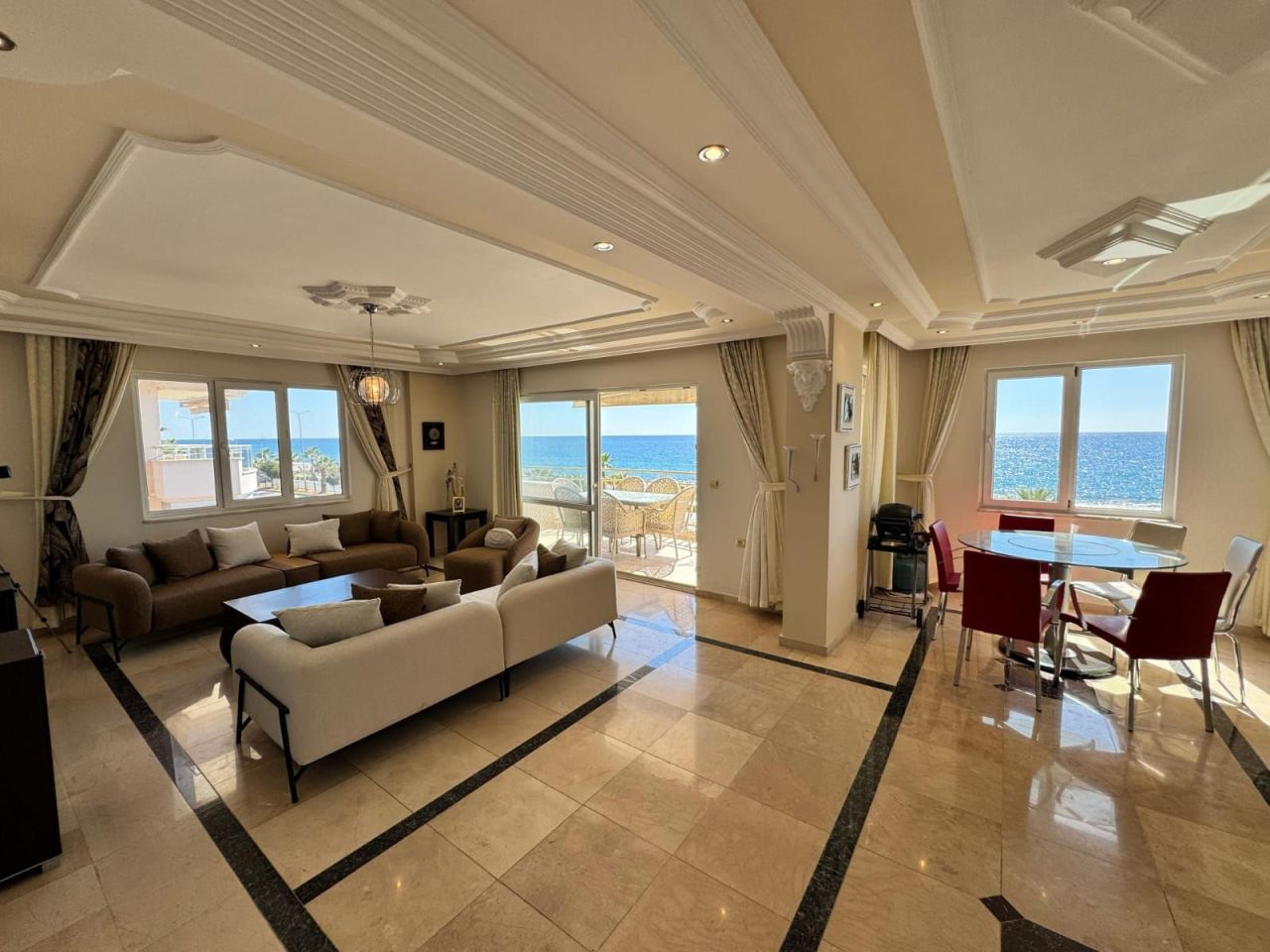 Apartment in Alanya, Turkey, 140 m² - picture 1