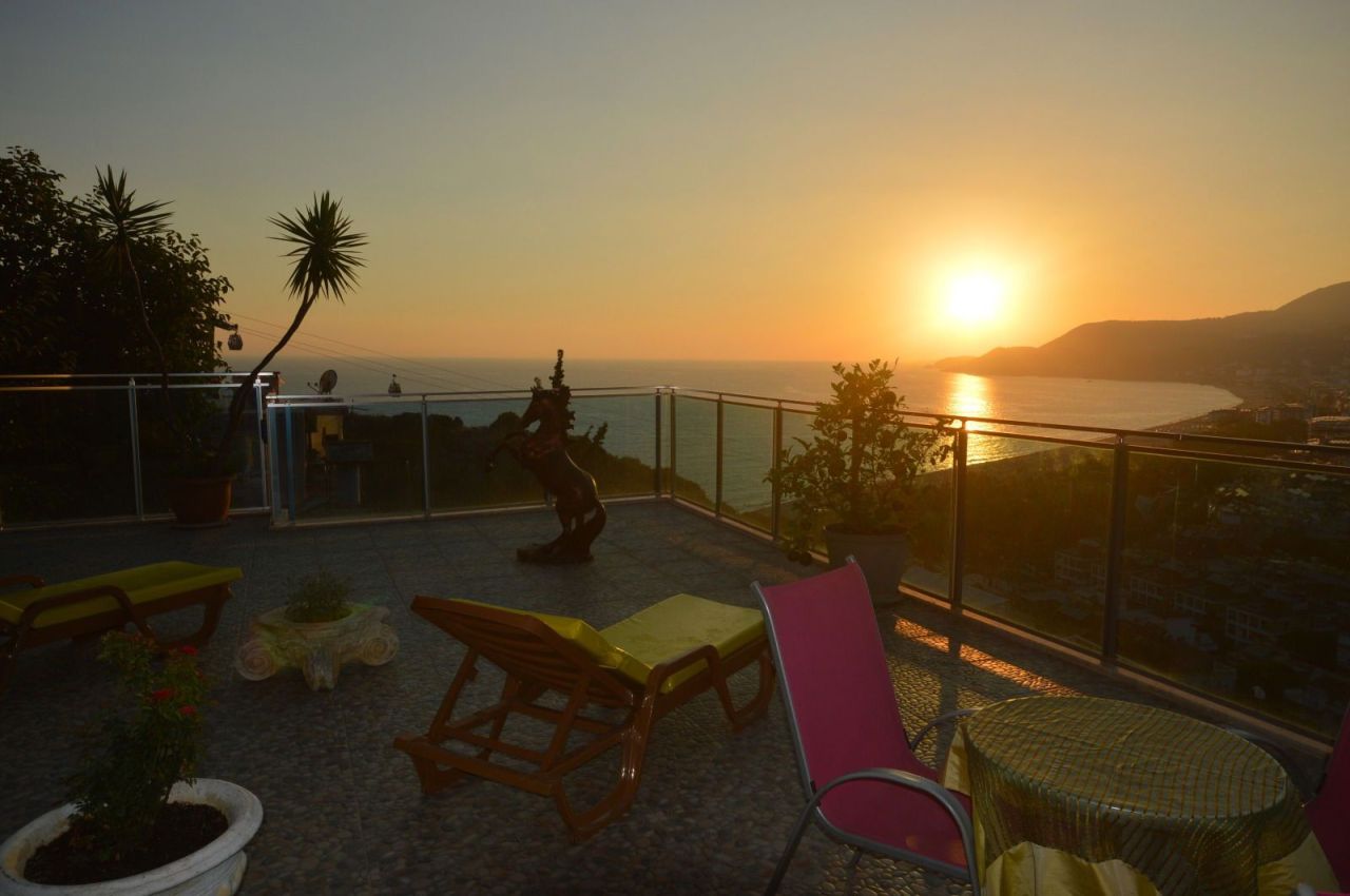 Villa a Alanya, Turchia, 360 m² - foto 2