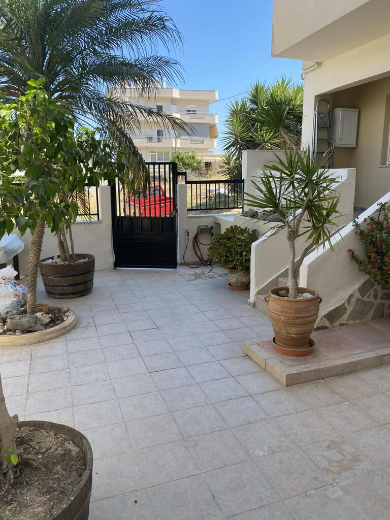 Piso en Heraclión, Grecia, 80 m² - imagen 1