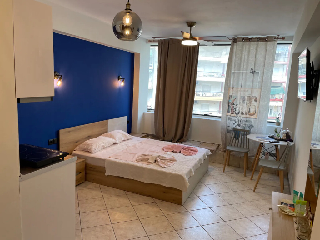 Flat in Thessaloniki, Greece, 25 m² - picture 3