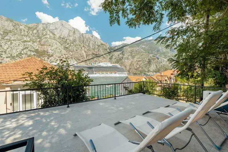 Appartamento a Muo, Montenegro, 132 m² - foto 2